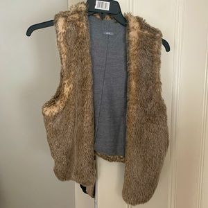 Fur vest